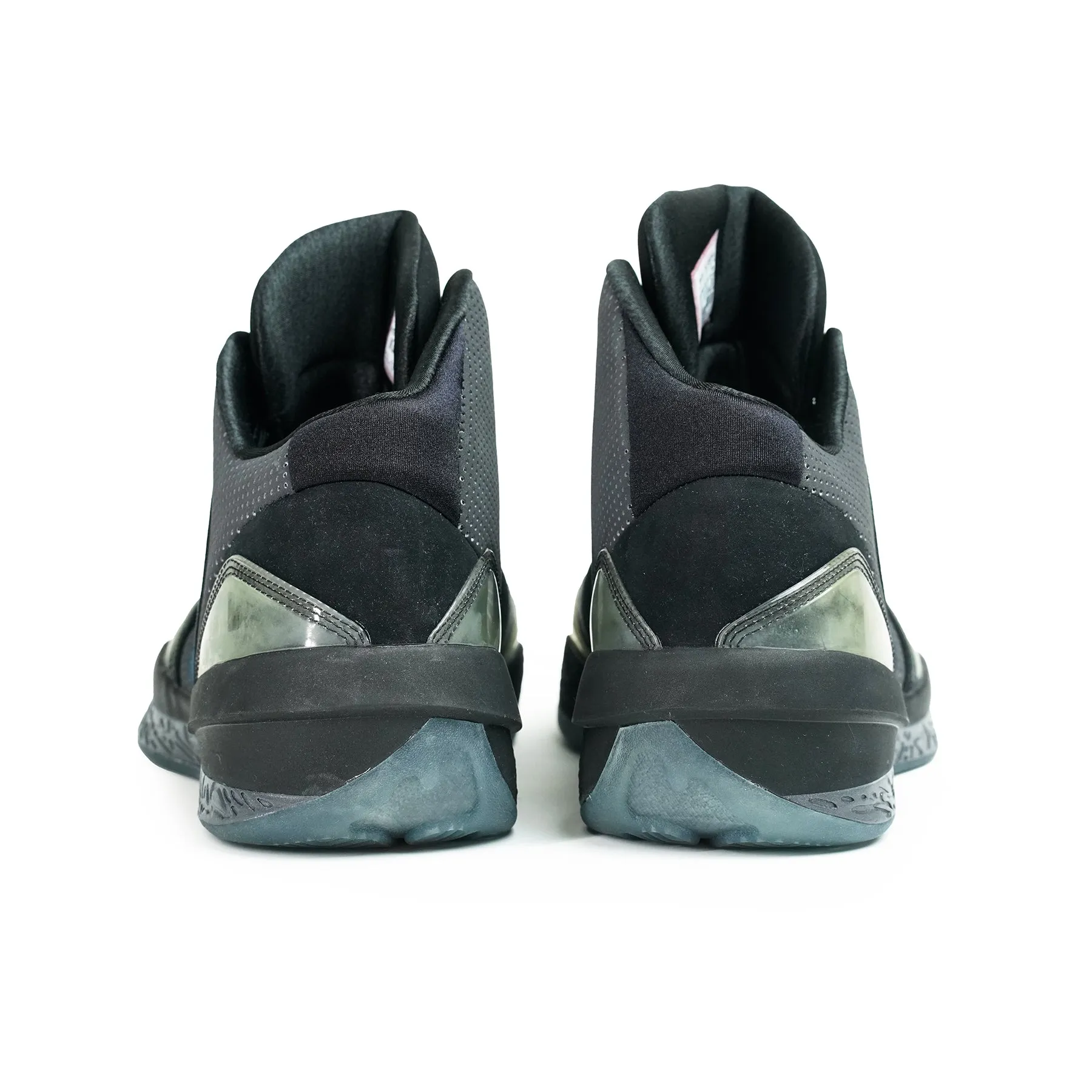 Air Jordan 2010 (with Michael Jordan's signature) - Size 13 US