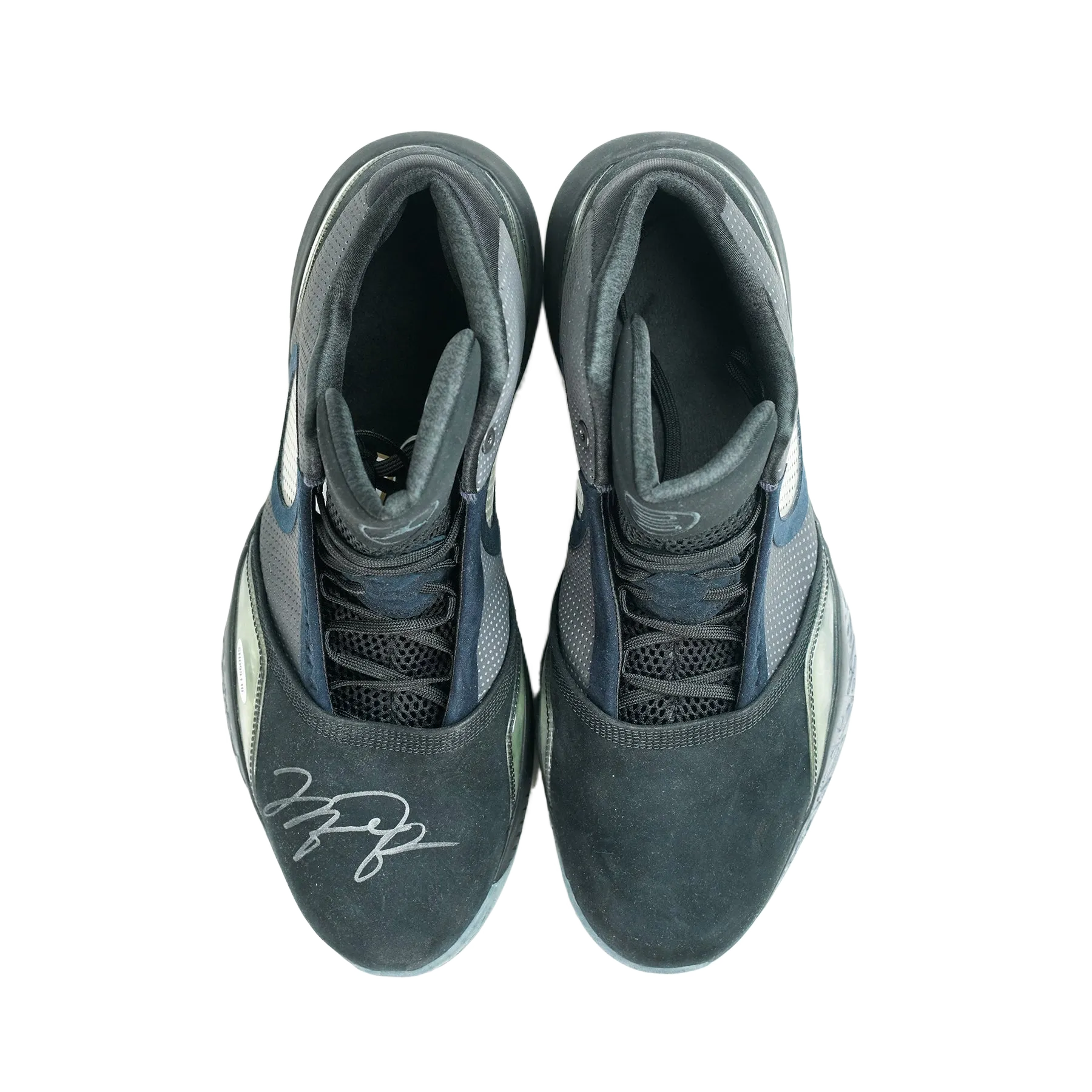 Air Jordan 2010 (with Michael Jordan's signature) - Size 13 US
