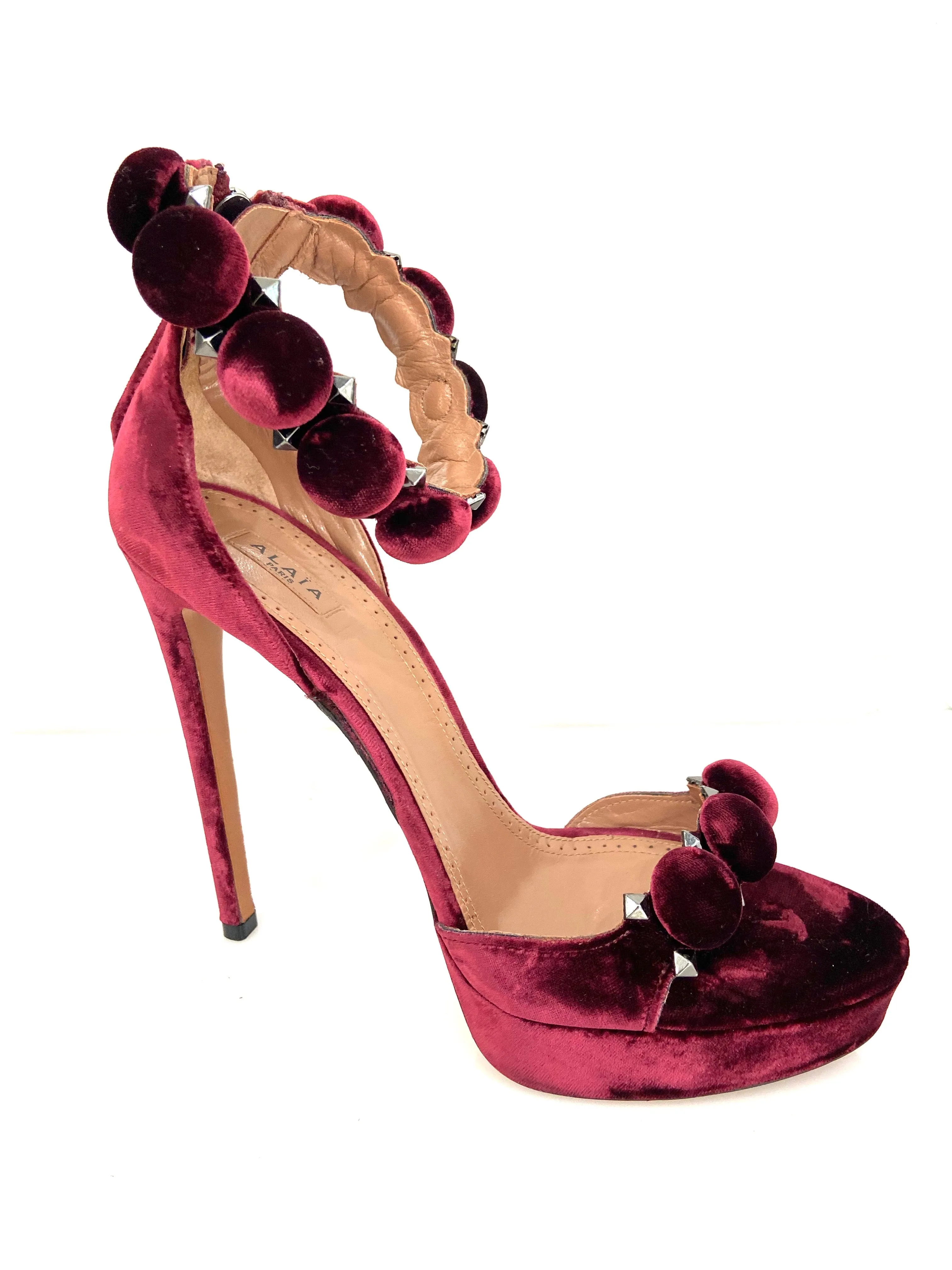 ALAÏA PARIS LA BOMBE VELVELT HEELS SANDALS