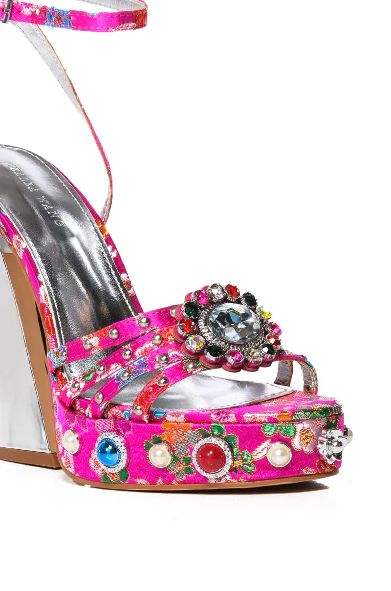 AZALEA WANG ADEN EMBELLISHED CHUNKY SANDAL IN FUCHSIA
