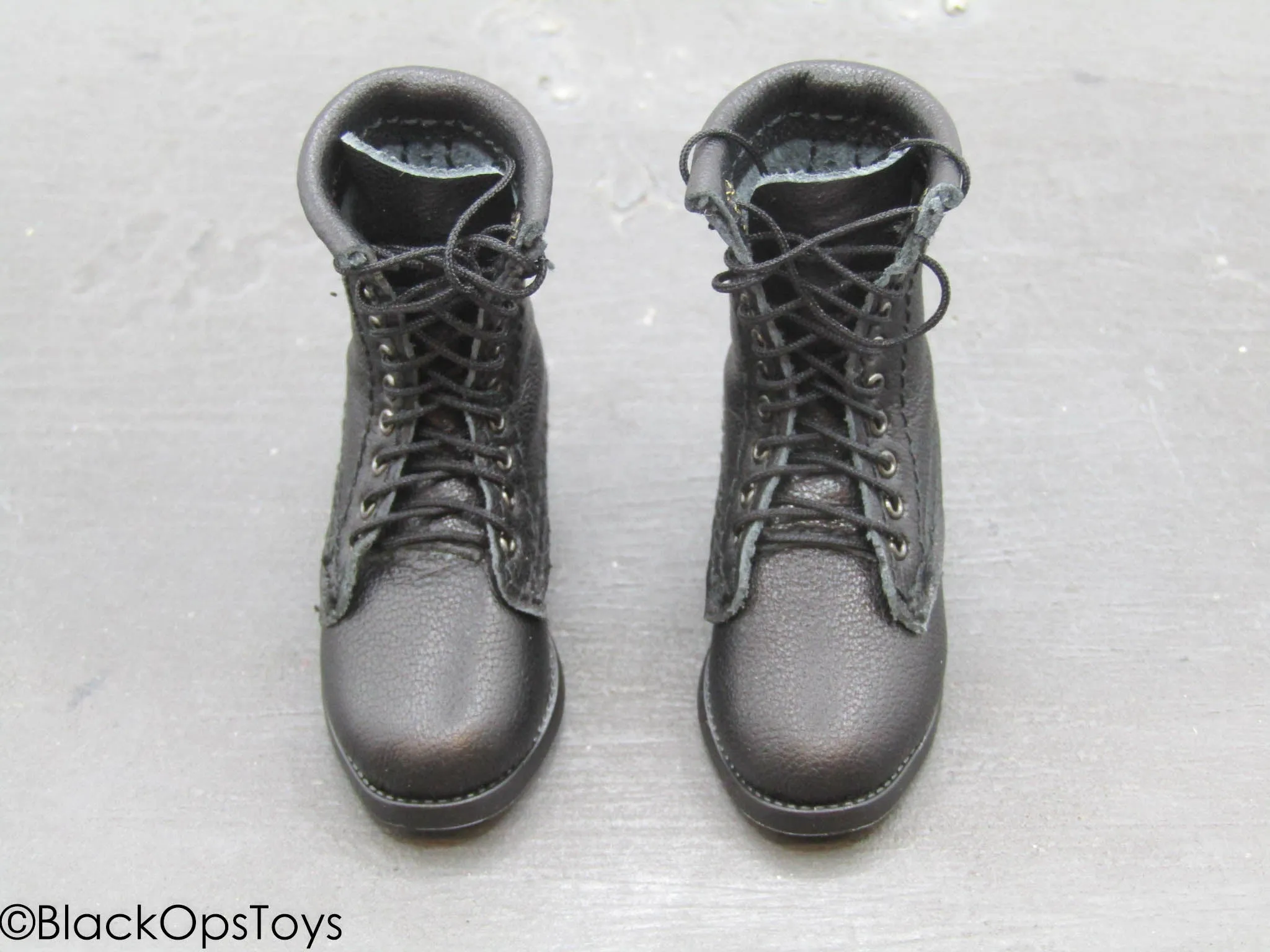 F/A-18E Pilot Captain Mitchell - Black Combat Boots (Foot Type)