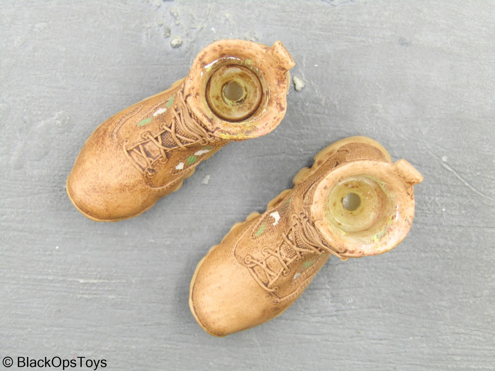 Ghost Recon Breakpoint - Tan w/Camo Combat Boots (Peg Type)