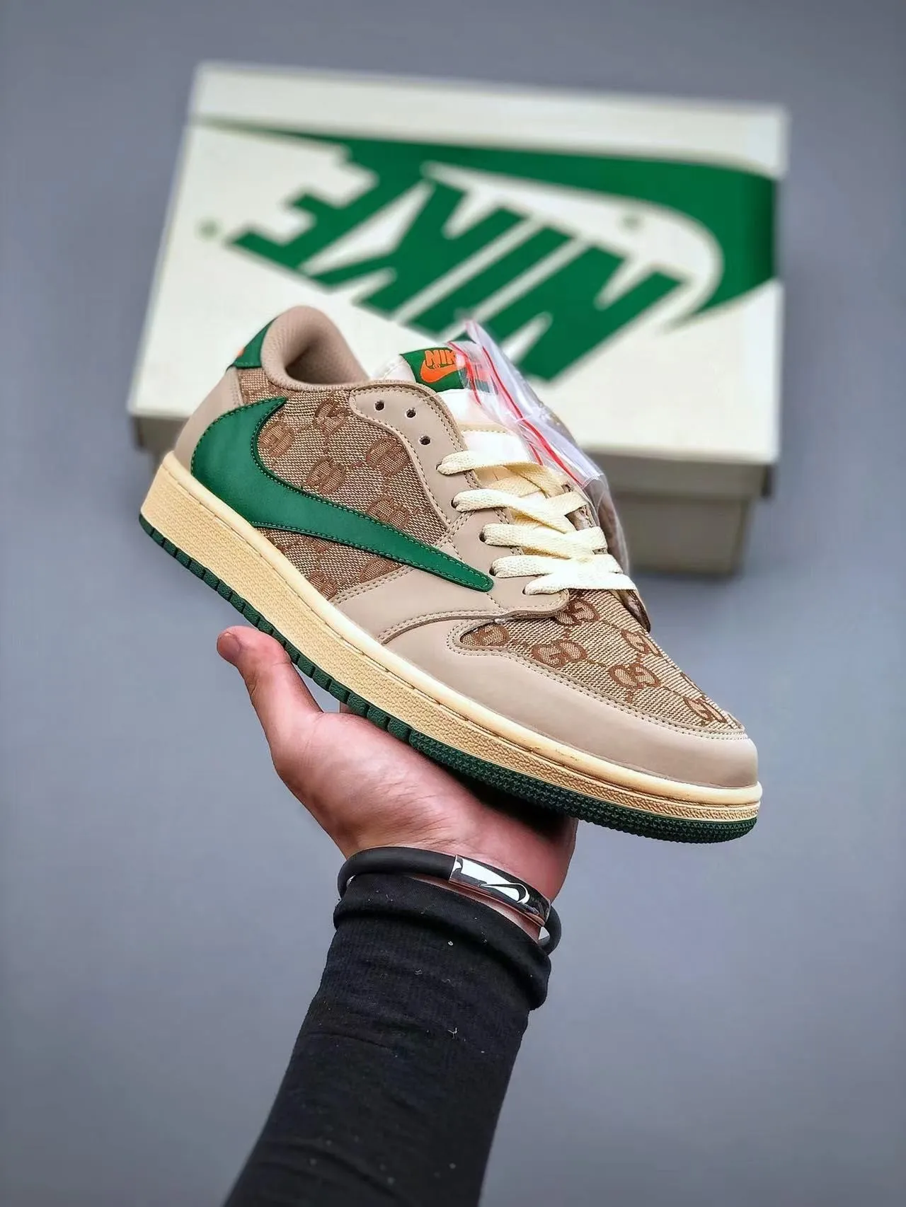 luxury fashion Sneakers