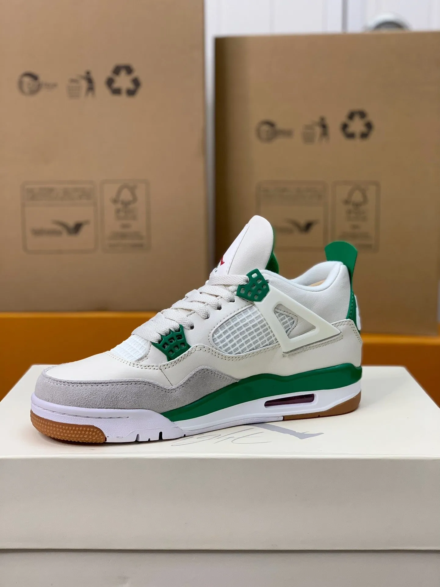 New Fashion Sneakers