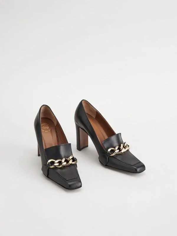 Scorrano Black Pumps